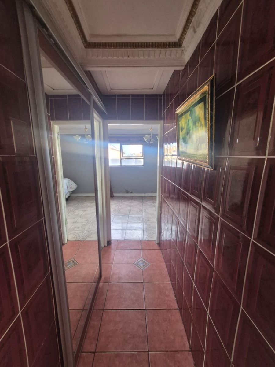 2 Bedroom Property for Sale in Motherwell Eastern Cape